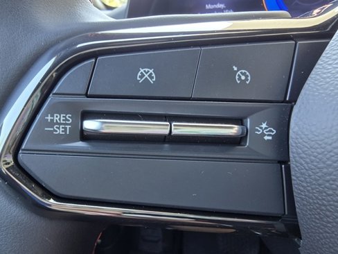 Used 2024 Chevrolet Blazer EV RS image 39