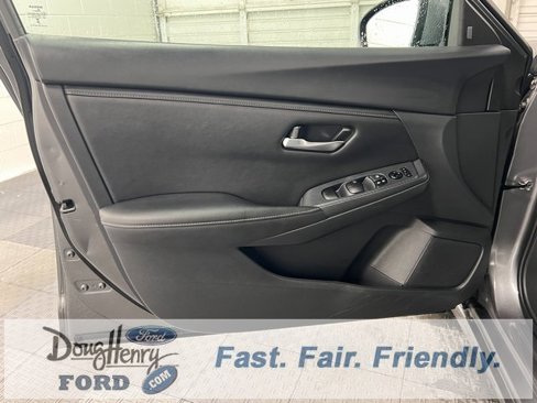 Used 2023 Nissan Sentra SV image 24