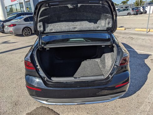Used 2019 Honda Insight Touring image 12