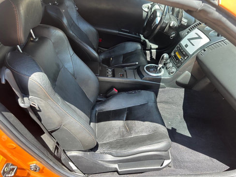 Used 2005 Nissan 350Z Touring image 16