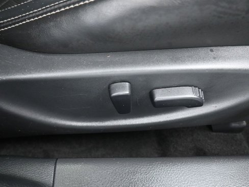 Used 2016 Nissan Maxima Platinum w/ Interior Lighting Package image 45
