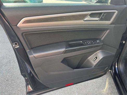 Used 2019 Volkswagen Atlas SEL R-Line image 15