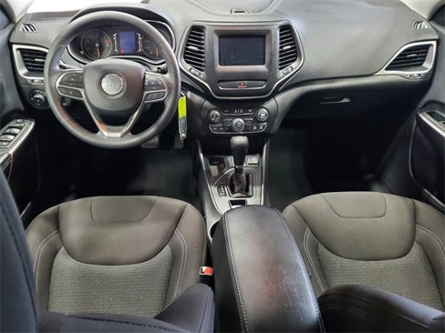 Used 2019 Jeep Cherokee Latitude w/ Popular Appearance Group image 21