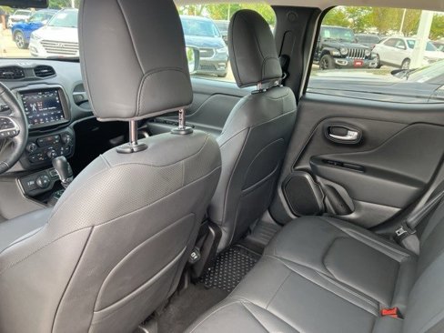 Certified 2023 Jeep Renegade Limited image 20