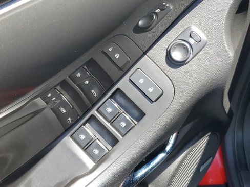 Used 2014 Chevrolet Camaro LT image 9