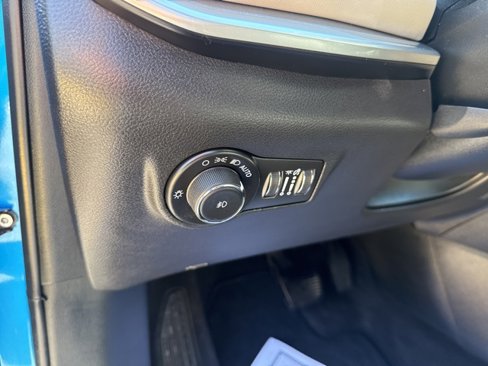 Used 2024 Jeep Compass Limited image 15