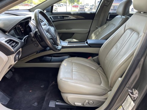 Used 2017 Lincoln MKZ Reserve w/ Technology Package image 29