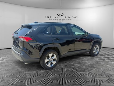 Used 2023 Toyota RAV4 XLE w/ Convenience Package image 5