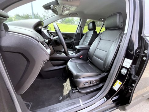 Used 2024 GMC Terrain SLT image 11