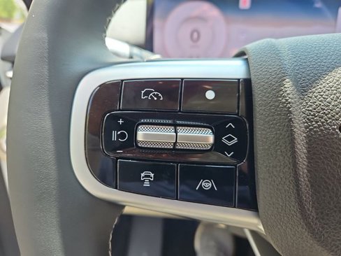 New 2026 Genesis GV70 2.5T image 12
