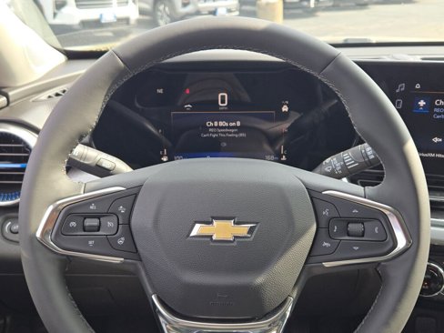 New 2025 Chevrolet Trax LT w/ Driver Confidence Package image 31