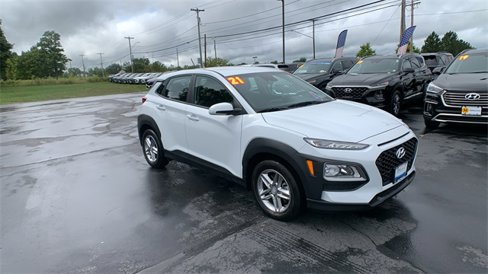 Used 2021 Hyundai Kona SE image 7