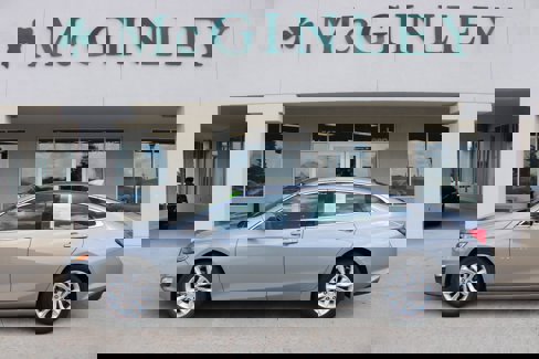 Used 2023 Chevrolet Malibu LT image 1