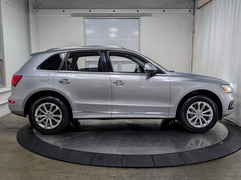 Used 2015 Audi Q5 2.0T Premium Plus w/ Technology Package image 10