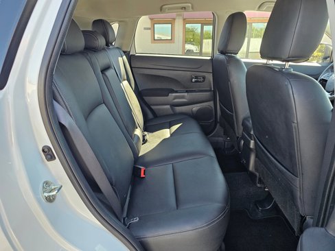 Used 2024 Mitsubishi Outlander Sport LE image 14