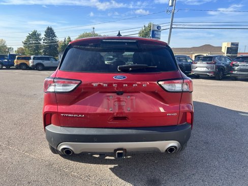 Used 2022 Ford Escape Titanium w/ Titanium Elite Package image 4