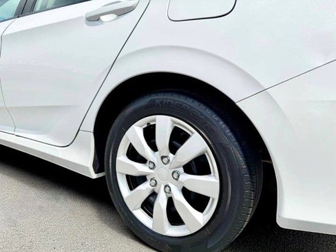 Used 2019 Honda Civic LX image 10