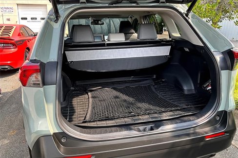 Used 2021 Toyota RAV4 XLE Premium image 30