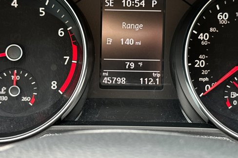 Used 2018 Volkswagen Passat 2.0T SE image 26