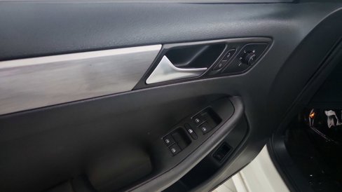 Used 2016 Volkswagen Jetta Sport image 30