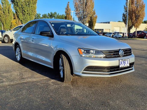 Used 2015 Volkswagen Jetta SE image 24