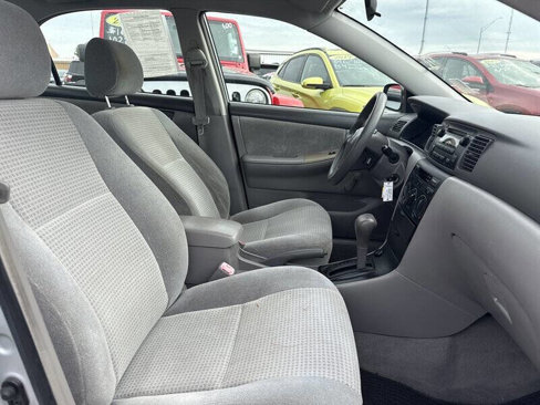 Used 2005 Toyota Corolla S image 19