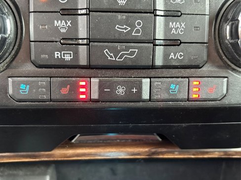 Used 2018 Ford F150 Lariat image 29