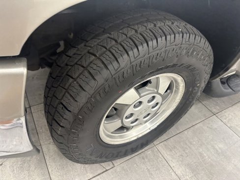 Used 2003 Chevrolet Tahoe LT image 31