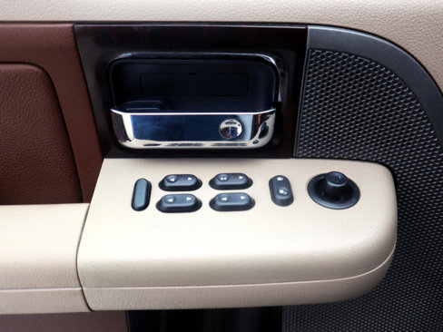 Used 2008 Ford F150 King Ranch image 13