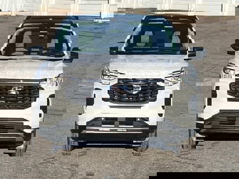 New 2025 Ford Escape Active image 2