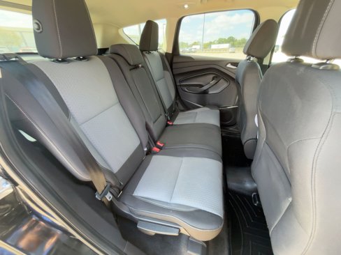 Used 2017 Ford Escape SE image 27