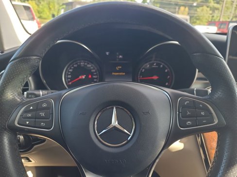 Used 2018 Mercedes-Benz GLC 300 image 26