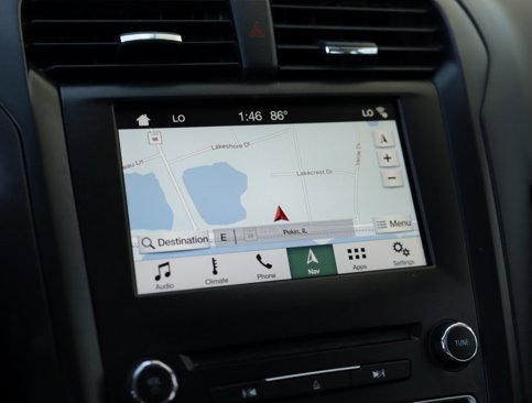 Used 2018 Ford Fusion SE w/ Equipment Group 201A image 13