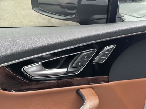Used 2018 Audi Q7 3.0T Prestige w/ Prestige Package image 11
