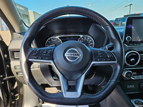 Used 2021 Nissan Sentra SV image 16