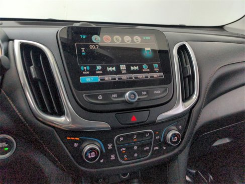 Used 2018 Chevrolet Equinox Premier image 32