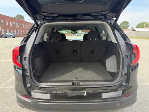 Used 2019 GMC Terrain SLE w/ Driver Convenience Package image 16
