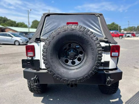 Used 2008 Jeep Wrangler Unlimited X w/ Trailer Tow Group image 8