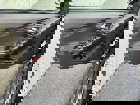 Used 2017 Ford Focus SE image 7