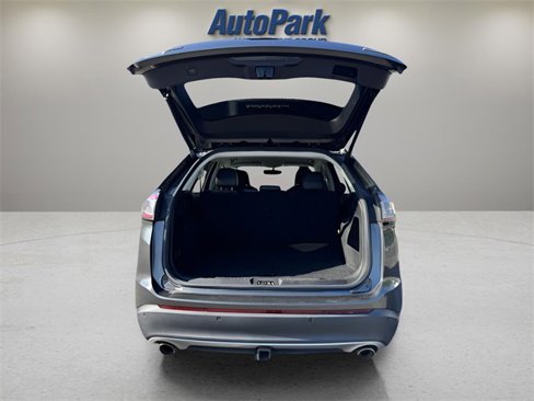 Used 2015 Ford Edge SEL w/ Equipment Group 201A image 9