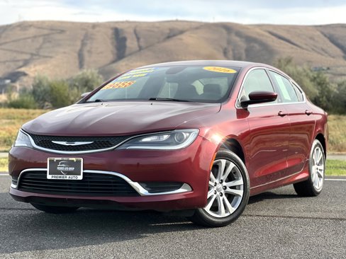 Used 2016 Chrysler 200 Limited image 8