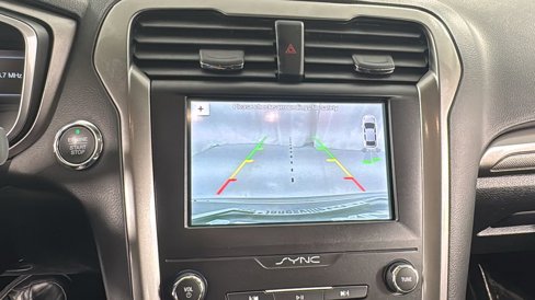 Used 2019 Ford Fusion SE image 23