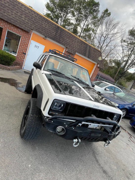 Used 2000 Jeep Cherokee Sport image 7