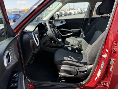 Used 2024 Kia Soul LX w/ Option Group 015 image 11