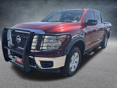 Used 2017 Nissan Titan SV image 6