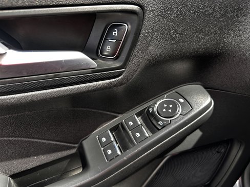 Used 2023 Ford Escape ST-Line image 19