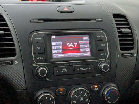Used 2014 Kia Forte EX w/ EX Premium Package image 29