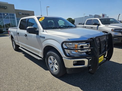 Used 2018 Ford F150 XLT w/ Equipment Group 301A Mid image 4