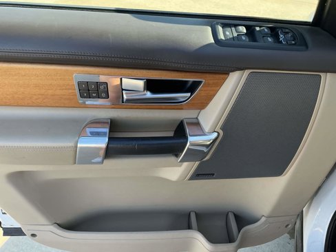 Used 2014 Land Rover LR4 HSE LUX image 12