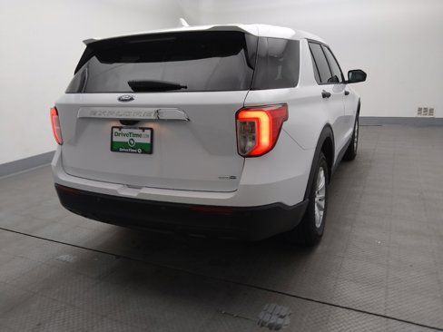Used 2020 Ford Explorer 4WD image 7